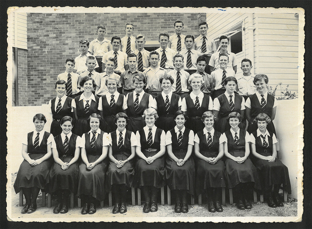 1954_ClassPhoto_Academic_Judy_Cripps-Watson_W1024px